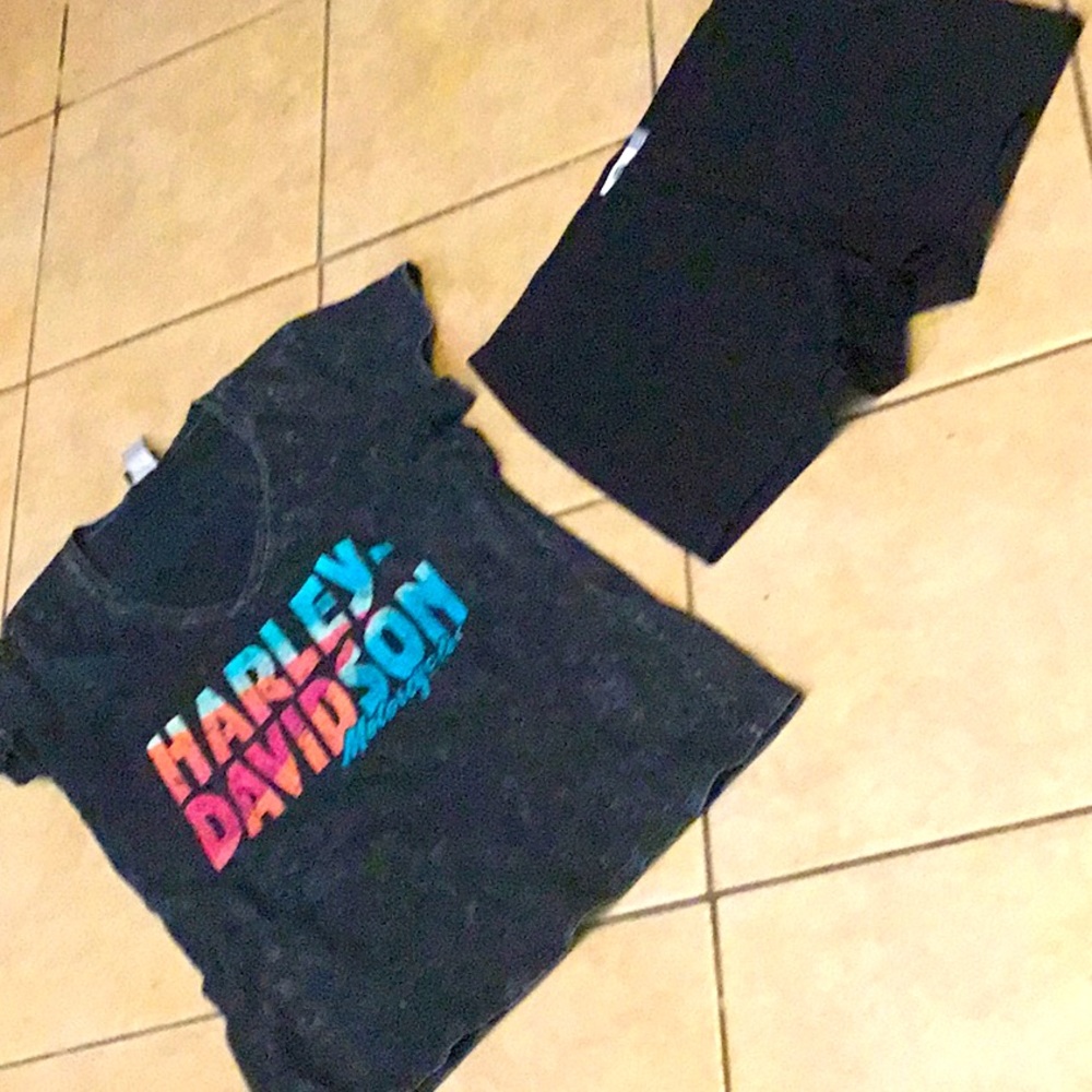 HD T-SHIRT/OLD NAVY SHORTS BUNDLE